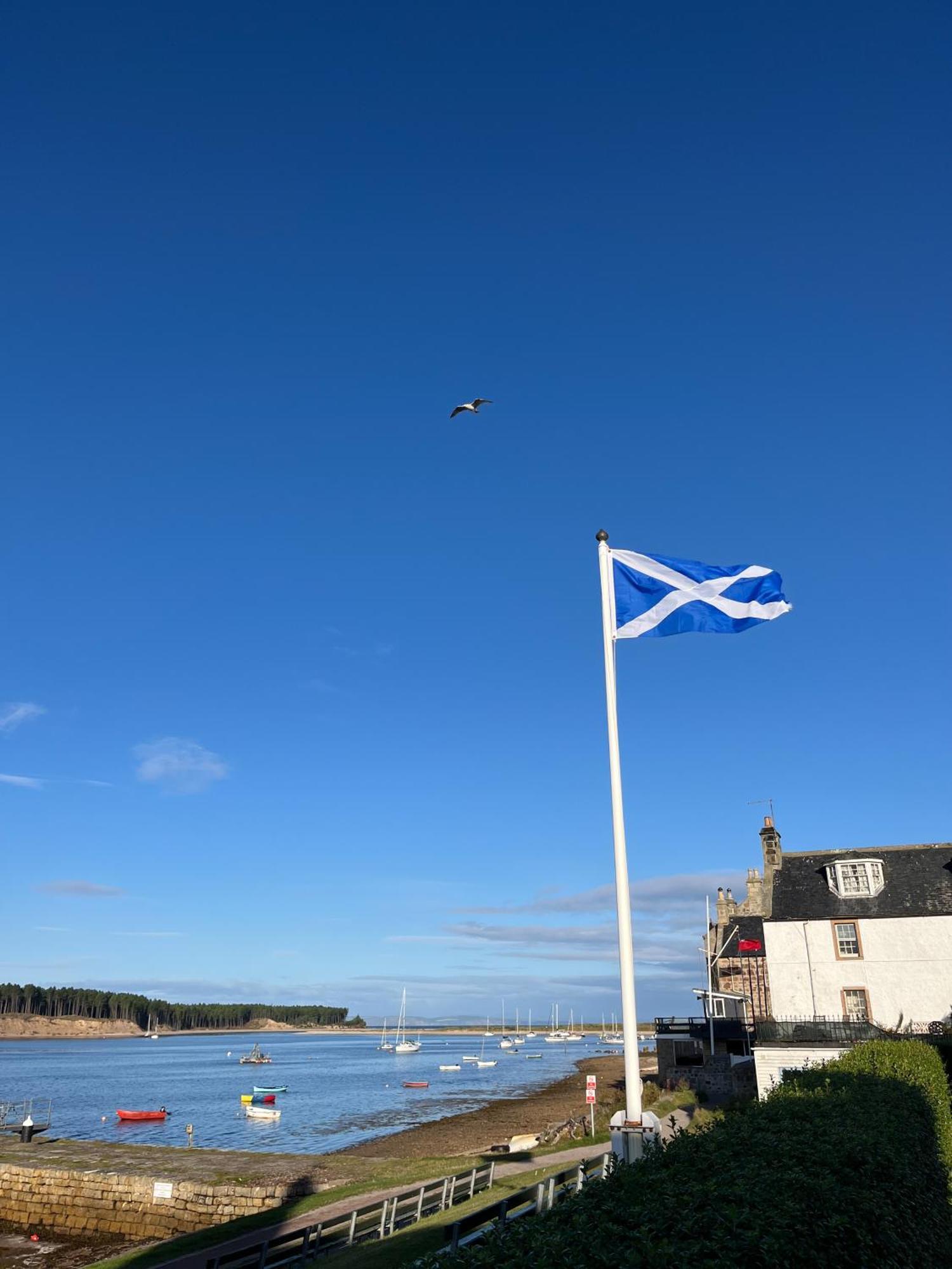 Crown And Anchor Findhorn