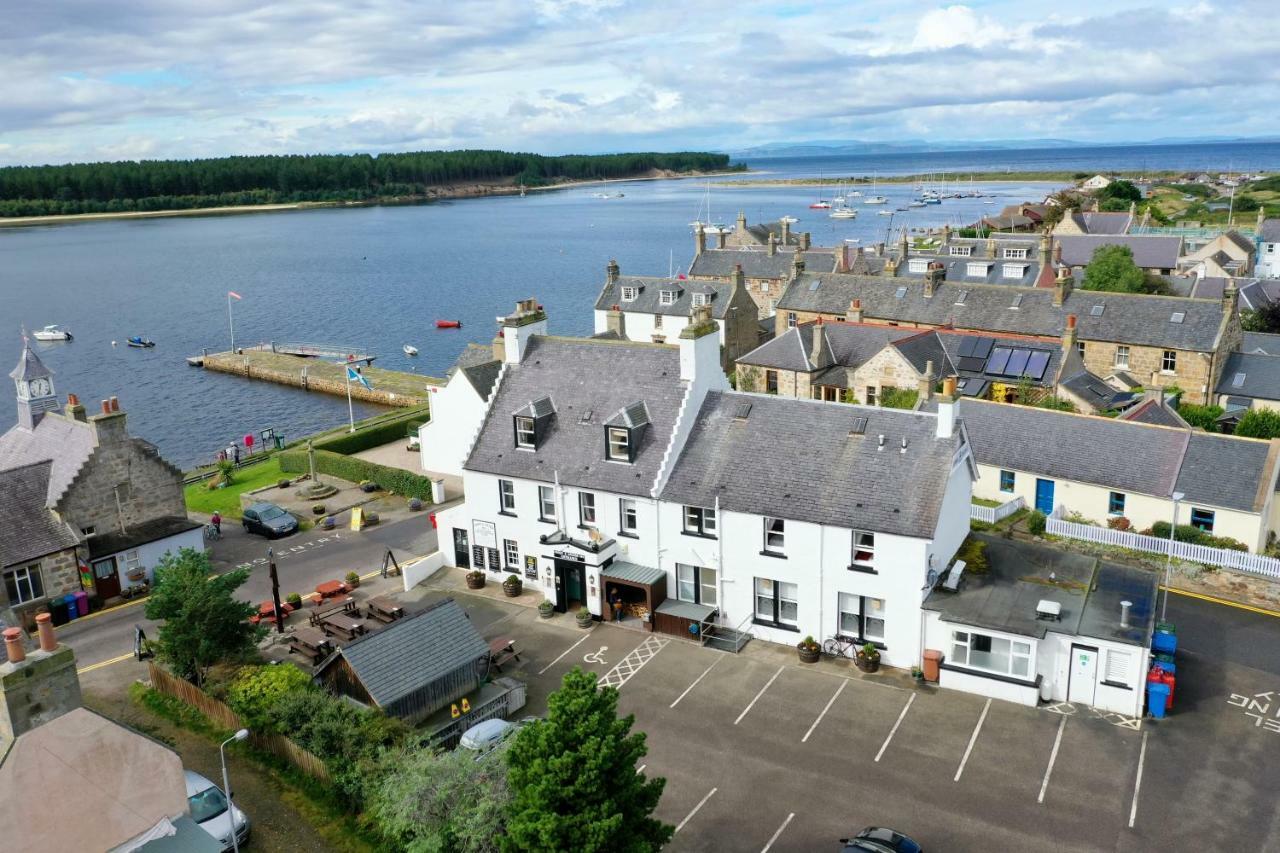 Crown And Anchor